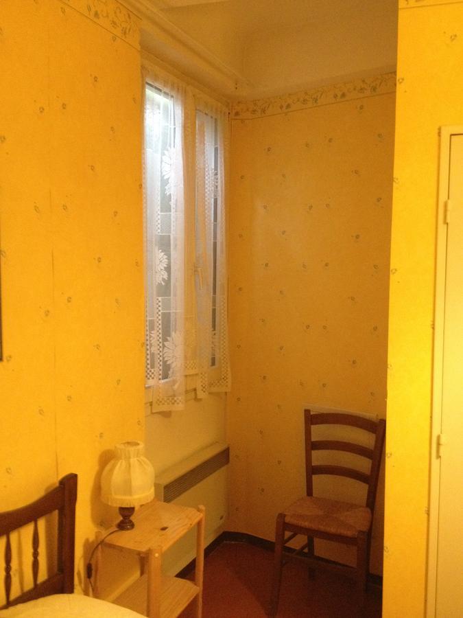 Mezel Bar Hotel De La Place المظهر الخارجي الصورة
