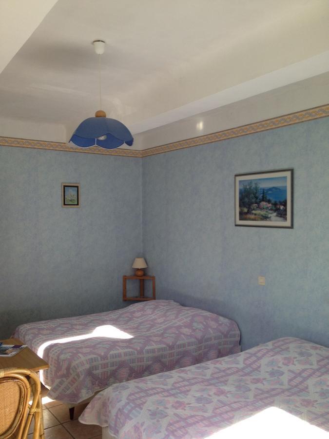 Mezel Bar Hotel De La Place المظهر الخارجي الصورة