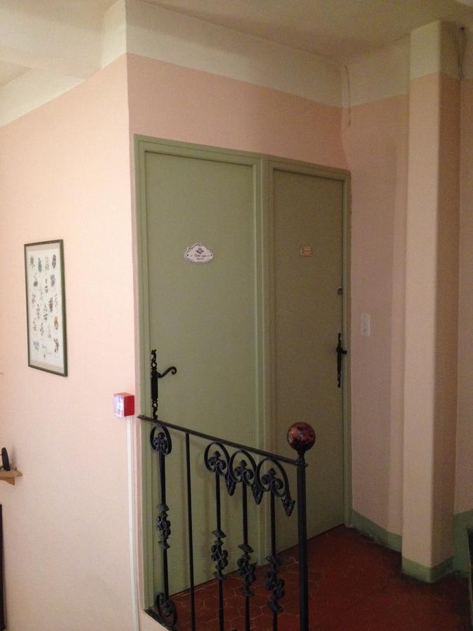 Mezel Bar Hotel De La Place المظهر الخارجي الصورة