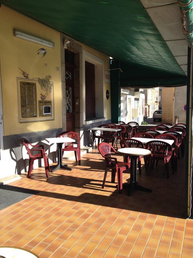 Mezel Bar Hotel De La Place المظهر الخارجي الصورة