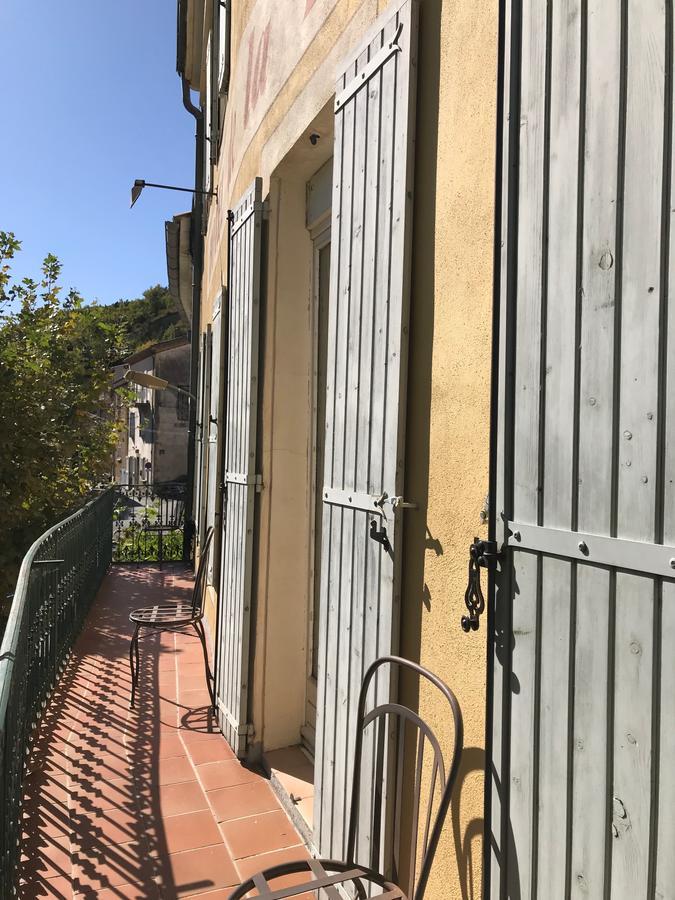 Mezel Bar Hotel De La Place المظهر الخارجي الصورة